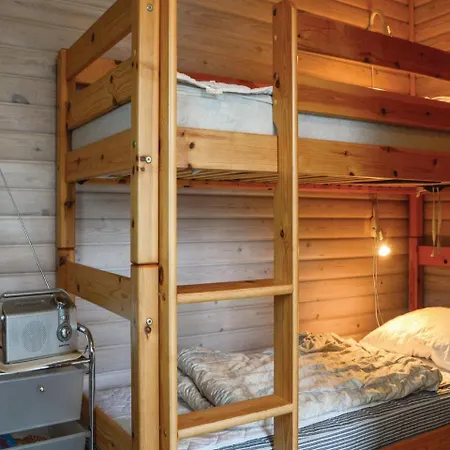 Four Bedroom Holiday In *